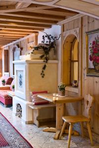 A seating area at Hotel Auhof