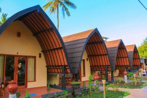 Foto de la galería de Bedolo Bungalows en Gili Air