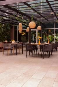 Un restaurant sau alt loc unde se poate mânca la K Suites