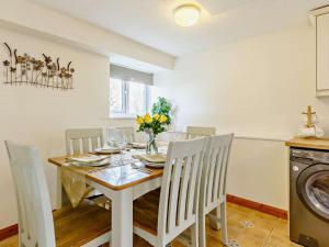 Φωτογραφία από το άλμπουμ του 3 Bed in Umberleigh 65851 σε Atherington
