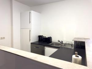 Kuchyň nebo kuchyňský kout v ubytování Gemütliche Wohnung bis zu 7 Personen mit guter Autobahnanbindung + 4 fotografie