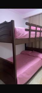 Postel nebo postele na pokoji v ubytování شاليه سيا لاجون