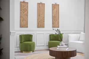Χώρος καθιστικού στο 6BD-3BA Designer Oasis - Sleeps 14 - ATL Metro +32 φωτογραφίες