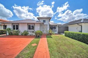 Το κτήριο όπου στεγάζεται  η παραθεριστική κατοικία