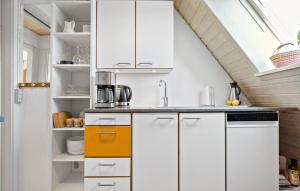 Köök või kööginurk majutusasutuses Cozy Apartment In Nordborg