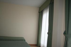 Imagen de la galería de Hotel Austria 76, en Puerto Sagunto 38 fotos más