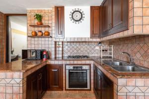 Imagen de la galería de Casa Colibrì Vista Mare - Artemisia Homes, en Andrano