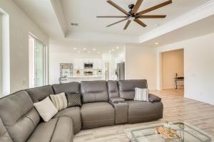 Galeriebild der Unterkunft Patio and Fenced-In Yard Desert Oasis in Pahrump! in Pahrump