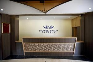 Hotel Sach Regency大厅或接待区