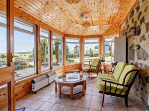 Χώρος καθιστικού στο 3 Bed in Kinglassie FF224