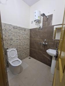 Ένα μπάνιο στο Pragya homestay