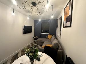 Ruang duduk di Newark House - 1 Bed apartment +4 gambar