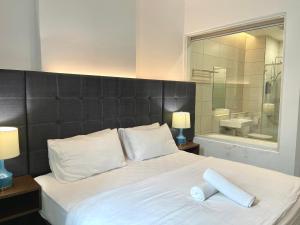 Koupelna v ubytování JOMSTAY Octagon Ipoh Suites