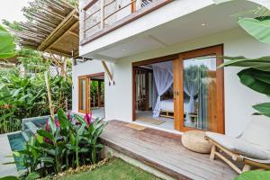 Zahrada ubytování Jellyfish Villas Bingin Beach