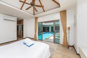 Бассейн в VILLA BOND| 3 Bedrooms | Private Pool | 3 min to Naiharn Beach или поблизости