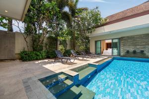 Бассейн в VILLA BOND| 3 Bedrooms | Private Pool | 3 min to Naiharn Beach или поблизости