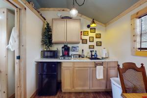 Φωτογραφία από το άλμπουμ του Blitzen - Reindeer Ranch at Round Top σε Carmine