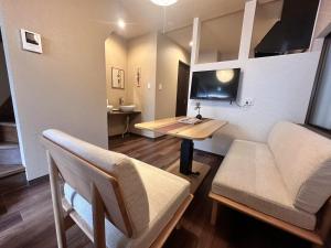 Μια τηλεόραση ή/και κέντρο ψυχαγωγίας στο サイレントハウス東寺京都駅西