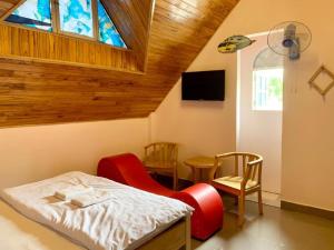 Μια τηλεόραση ή/και κέντρο ψυχαγωγίας στο Thao Quyen Motel