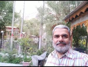 Vrt pred nastanitvijo Black Stone Suites Skardu
