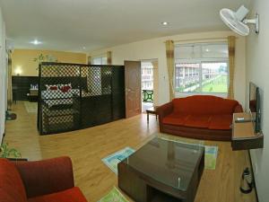 Ruang duduk di Center Park Resort