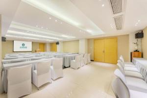 Zona de afaceri și/sau sala de conferințe de la City Comfort Inn Shantou Jinhu Road Branch