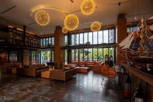 Posezení v ubytování Квартира 1спальня CitygateKamala D508 IBG Property