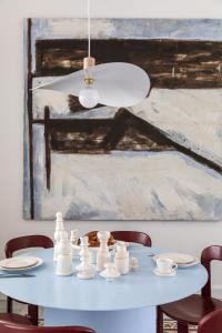 Fotografie z fotogalerie ubytování The Gem of Neve Tzedek Stylish Home by Sea N' Rent v destinaci Tel Aviv