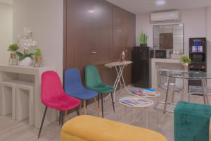 Kuchyň nebo kuchyňský kout v ubytování Dormavalencia Hostel Regne