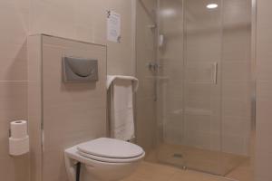 Koupelna v ubytování Dormavalencia Hostel Regne
