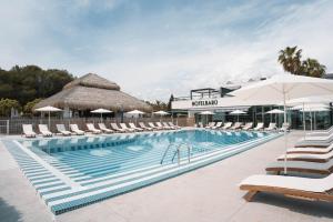 Basen w obiekcie Hotel Barú lub w pobliżu
