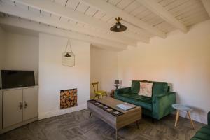 Posezení v ubytování Ivy Cottage