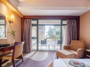 Χώρος καθιστικού στο CP Peninsula Hotel