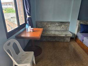 H&Y Chaweng的休息区