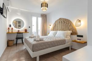 Gallery image of Golden Bay in Agios Prokopios