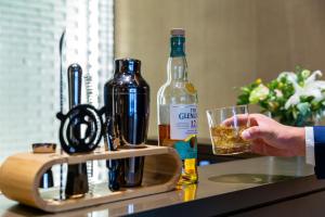 Напої в Xi'an Big Wild Goose Pagoda Tang Dynasty Everbright City Orange Crystal Hotel