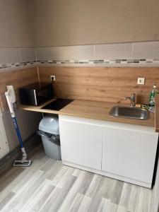 Afbeelding uit fotogalerij van Studio spacieux in Creil