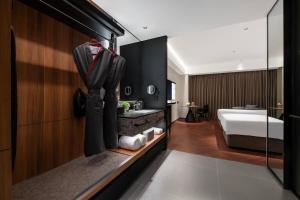 Xi'an Ancient Ming City Wall Premium IntercityHotel客房内的一张或多张床位