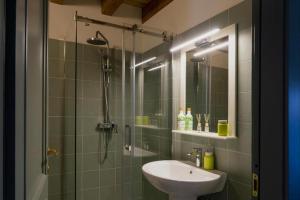 Podere Ronchetto Agriturismo的一间浴室