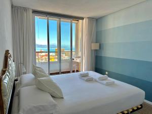 Posteľ alebo postele v izbe v ubytovaní Precioso apartamento en La Nogalera - Vista al mar