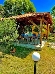 Κήπος έξω από το Villa canty +19 φωτογραφίες
