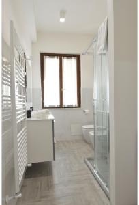 Ένα μπάνιο στο Italian Experience-Casa Alessia