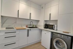 Kuchyň nebo kuchyňský kout v ubytování Central Park - Studio calme - balcon - Mon Groom