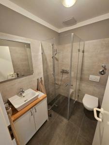 Koupelna v ubytování Neuwertiges Ferien-Appartement