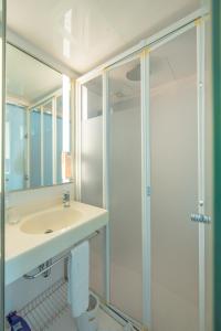 ibis Styles Ambassador Seoul Myeong-dong的一间浴室