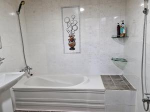 Ένα μπάνιο στο Fusion Hanok Healing House, private use of entire building +16 φωτογραφίες