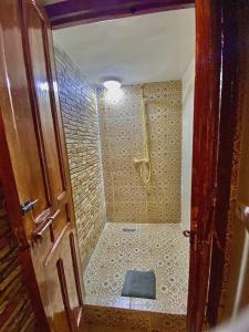 Koupelna v ubytování Riad Oum h&N B&B