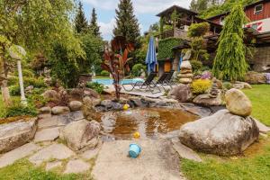 Zahrada ubytování Smileys Kinderhotel