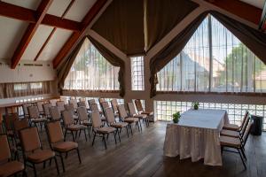 Konferenční prostory v ubytování Orchidea Hotel Lipót + 37 fotografií