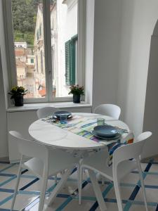 Φωτογραφία από το άλμπουμ του "Casa laurus" house with large terrace in the center of Amalfi στο Αμάλφι